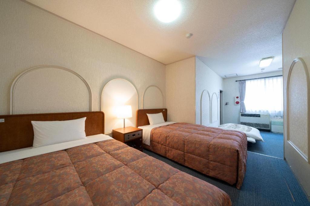 Royal Hotel Uohachi Тойота Екстер'єр фото